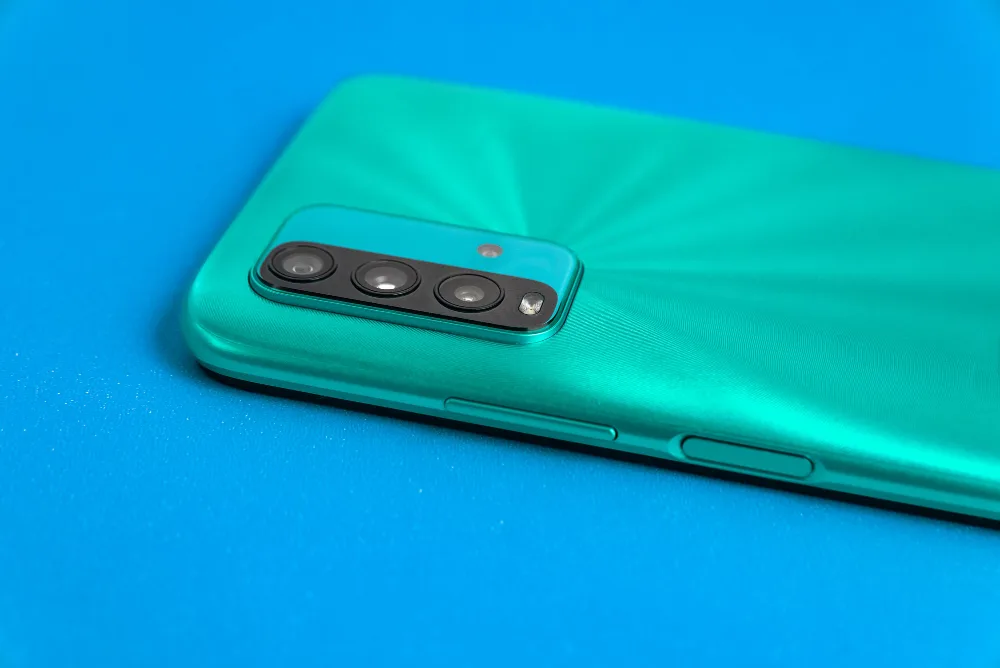 Smartfon Motorola – jaki wybrać w 2026? Ranking modeli Edge, Razr i Moto G